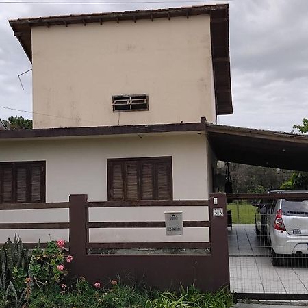 Casa Na Reserva Natural Do Surf Com Trilha Para Praia Terreno Compartilhado Florianópolis Esterno foto